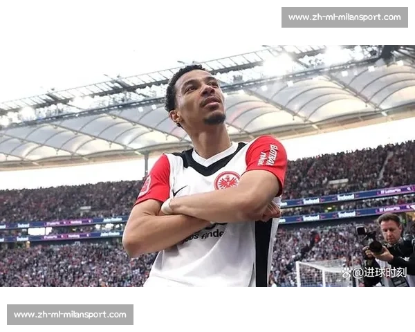 曼联锋线转向!埃基蒂克天价令红魔锁定 5000 万欧新目标 曼联锋线转向!埃基蒂克天价令红魔锁定 5000 万欧新目标