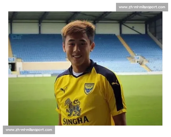 比利亚雷亚尔官宣 1600 万欧签 21 岁中场新星,莫莱罗加盟至 2030 年