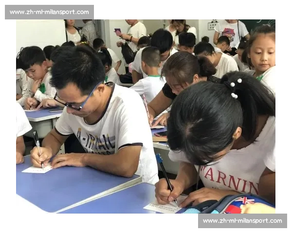 南疆绿茵星火燃